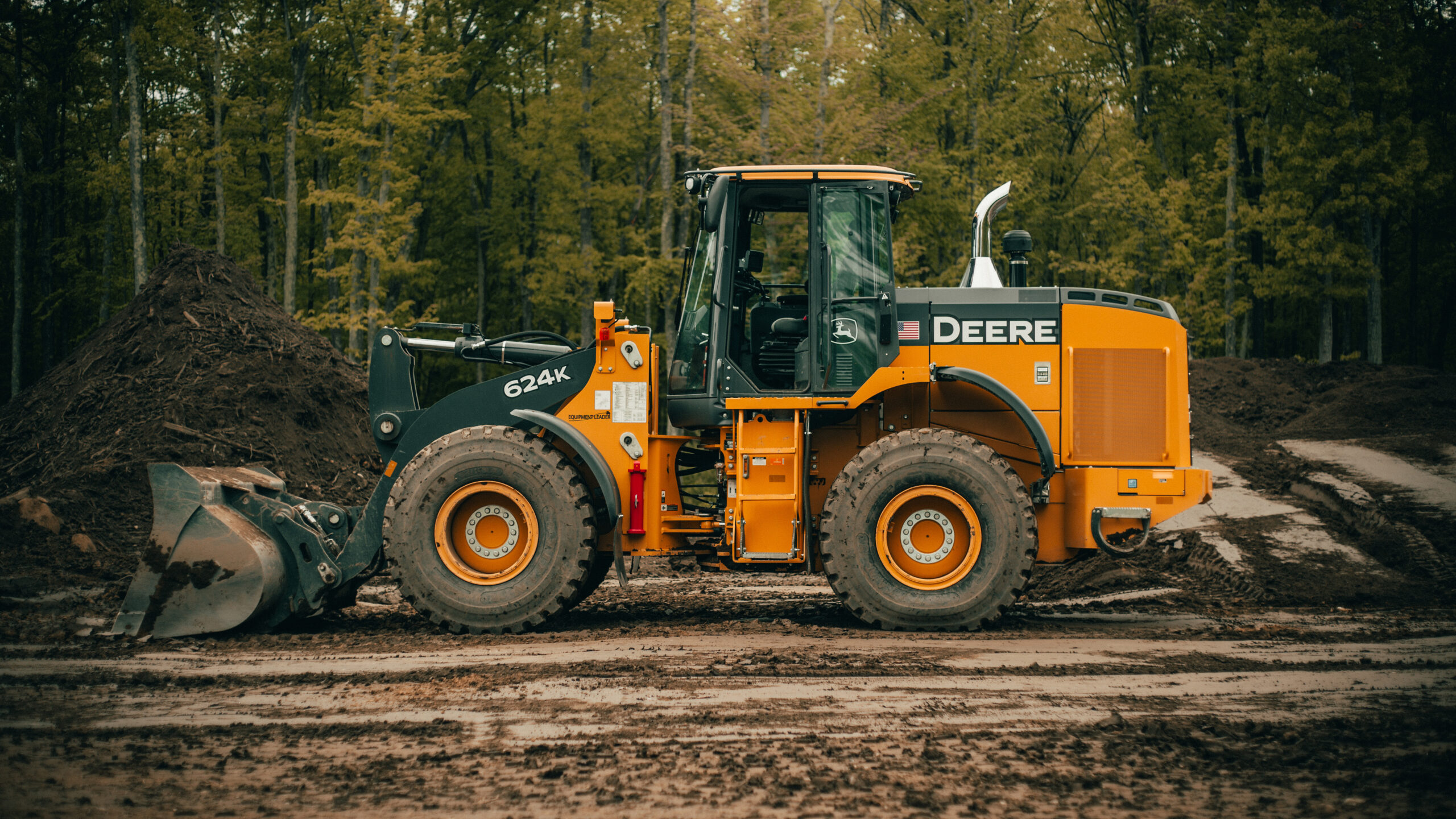 John Deere 624K wheel loader